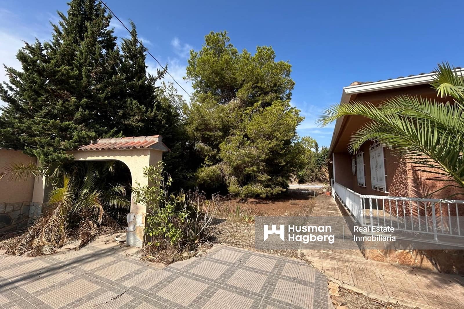 6 bedroom Villa for sale in San Fulgencio with pool - € 625,000 (Ref: 9227741)