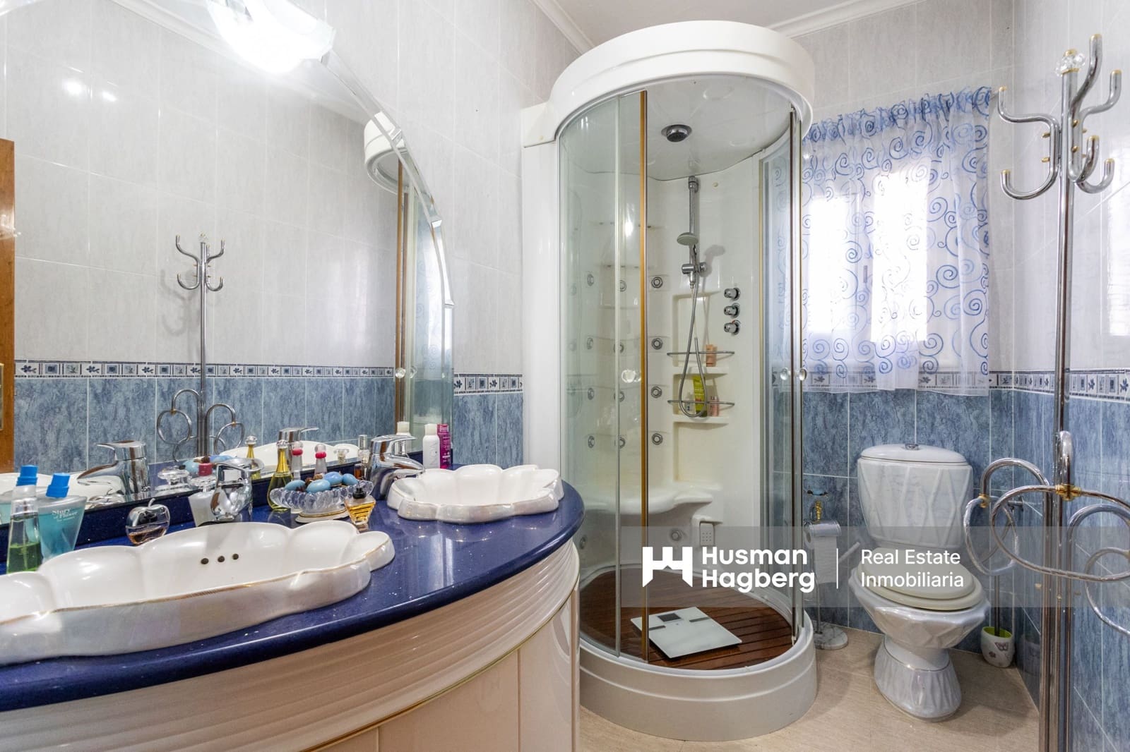 3 soveværelse Villa til salg i Campoamor med swimmingpool - € 985.000 (Ref: 9247476)