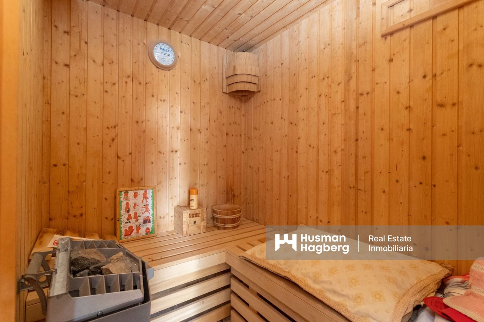 3 soveværelse Villa til salg i Campoamor med swimmingpool - € 985.000 (Ref: 9247476)