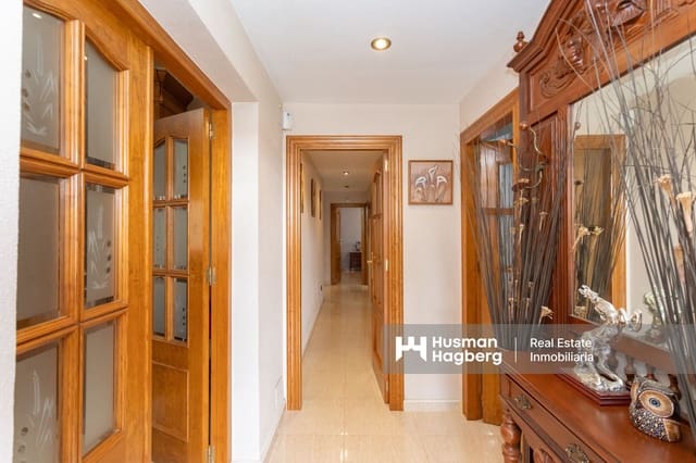3 soveværelse Villa til salg i Dehesa de Campoamor, Orihuela med swimmingpool - € 985.000 (Ref: 9247476)