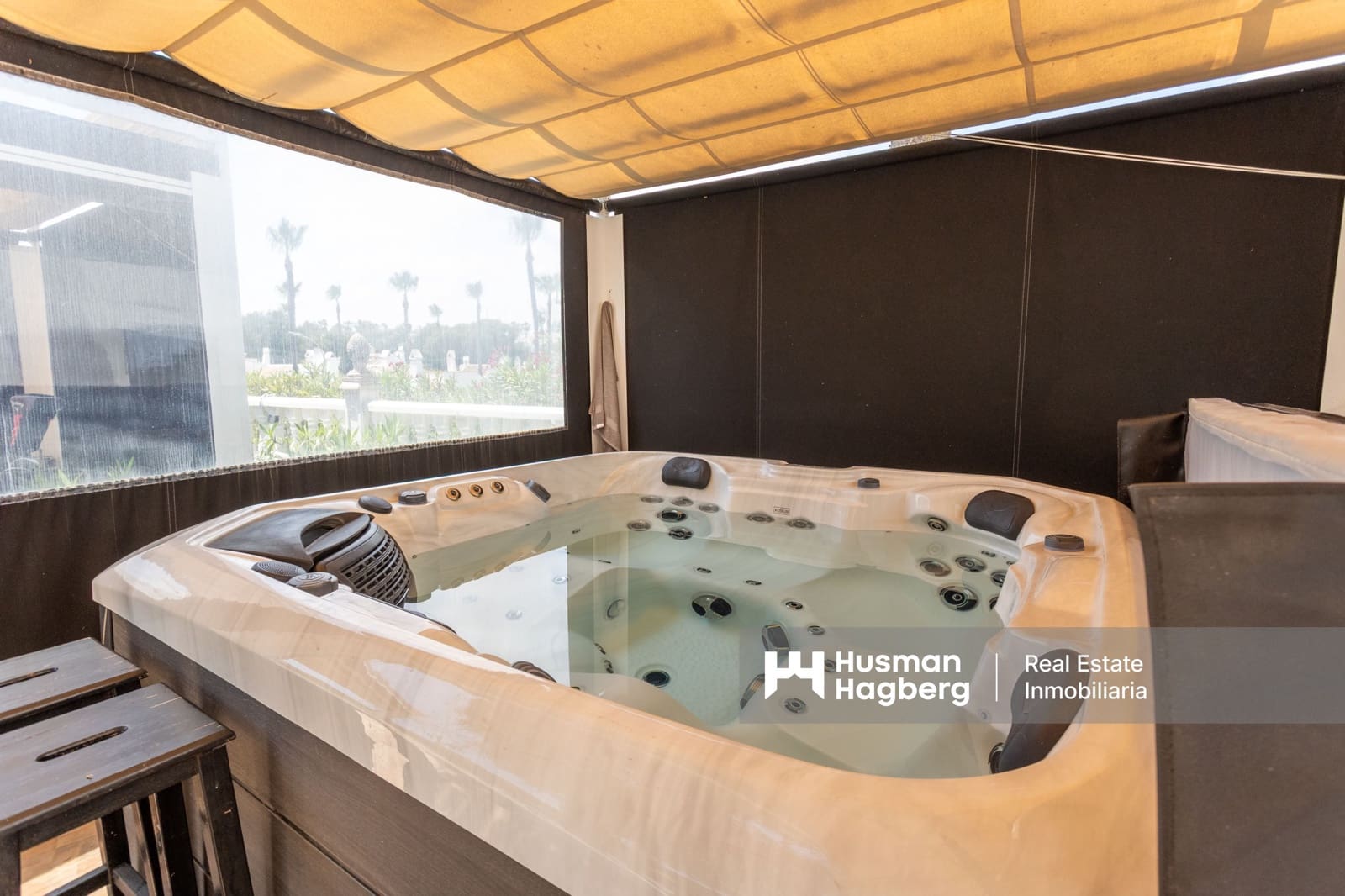 4 makuuhuone Huvila myytävänä paikassa Villamartin mukana uima-altaan - 790 000 € (Ref: 9247753)