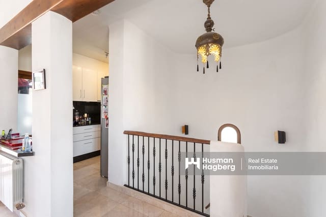 4 makuuhuone Huvila myytävänä paikassa Villamartin, Orihuela mukana uima-altaan - 790 000 € (Ref: 9247753)