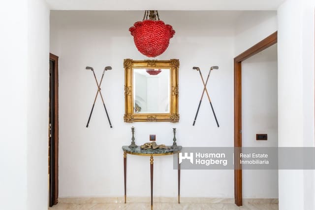 4 makuuhuone Huvila myytävänä paikassa Villamartin, Orihuela mukana uima-altaan - 790 000 € (Ref: 9247753)