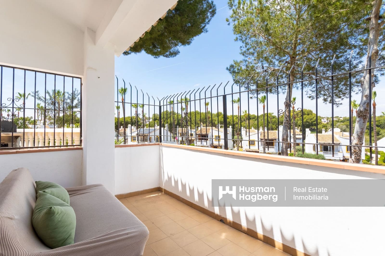 4 makuuhuone Huvila myytävänä paikassa Villamartin mukana uima-altaan - 790 000 € (Ref: 9247753)