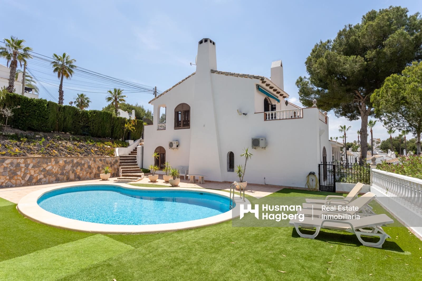 4 makuuhuone Huvila myytävänä paikassa Villamartin mukana uima-altaan - 790 000 € (Ref: 9247753)