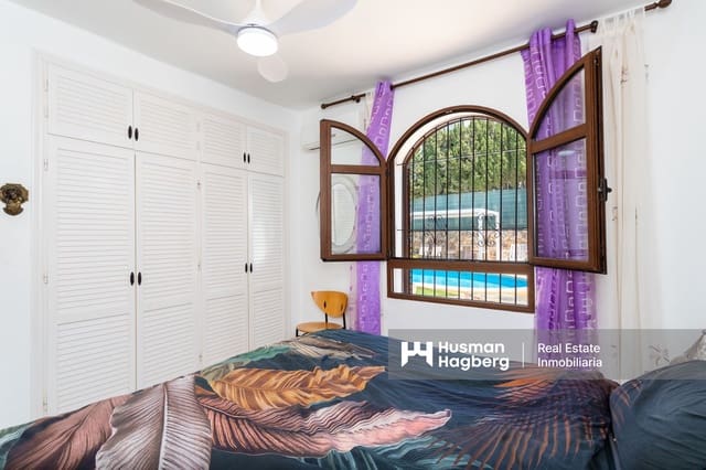 4 makuuhuone Huvila myytävänä paikassa Villamartin, Orihuela mukana uima-altaan - 790 000 € (Ref: 9247753)