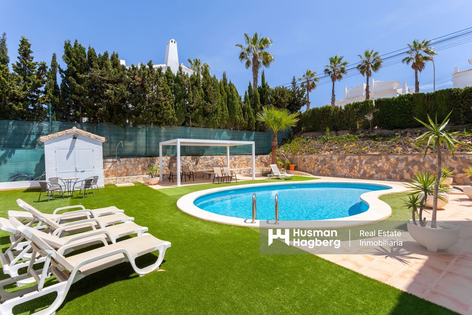 4 makuuhuone Huvila myytävänä paikassa Villamartin mukana uima-altaan - 790 000 € (Ref: 9247753)