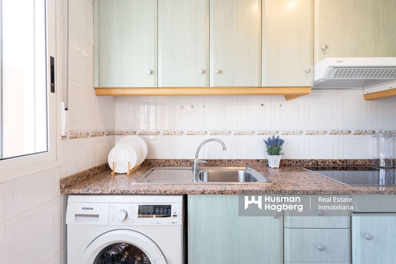 2 makuuhuone Huoneisto myytävänä paikassa Torrevieja mukana uima-altaan - 147 000 € (Ref: 9275650)