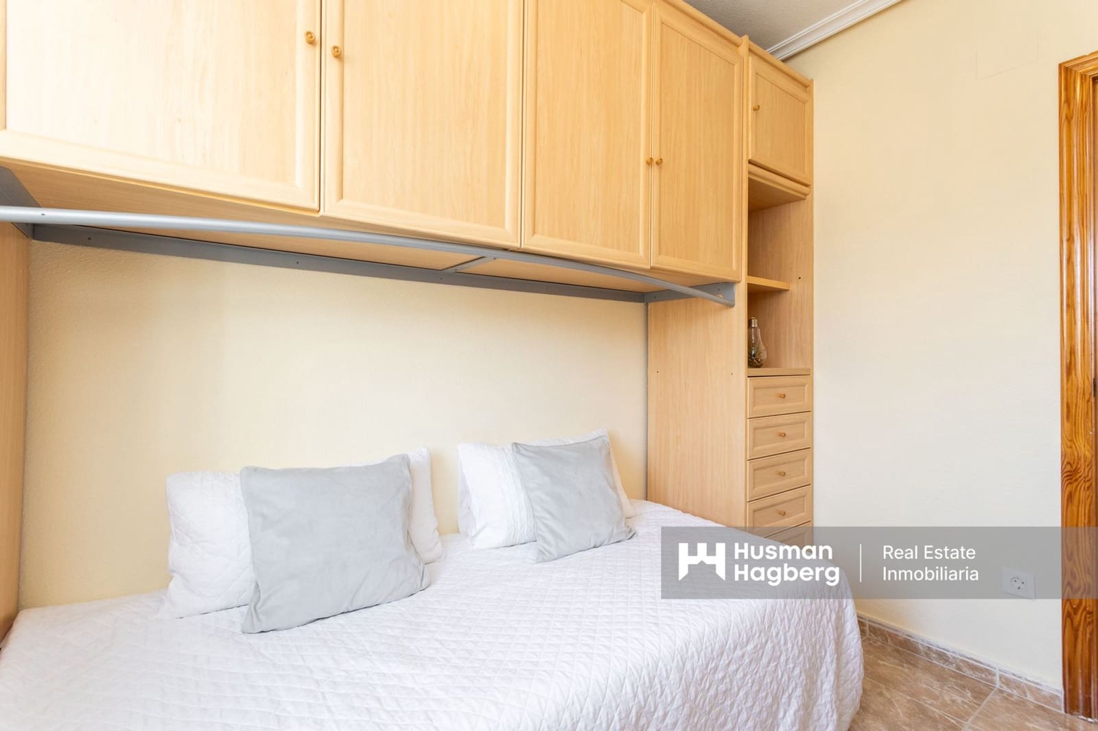 2 makuuhuone Huoneisto myytävänä paikassa Torrevieja mukana uima-altaan - 147 000 € (Ref: 9275650)