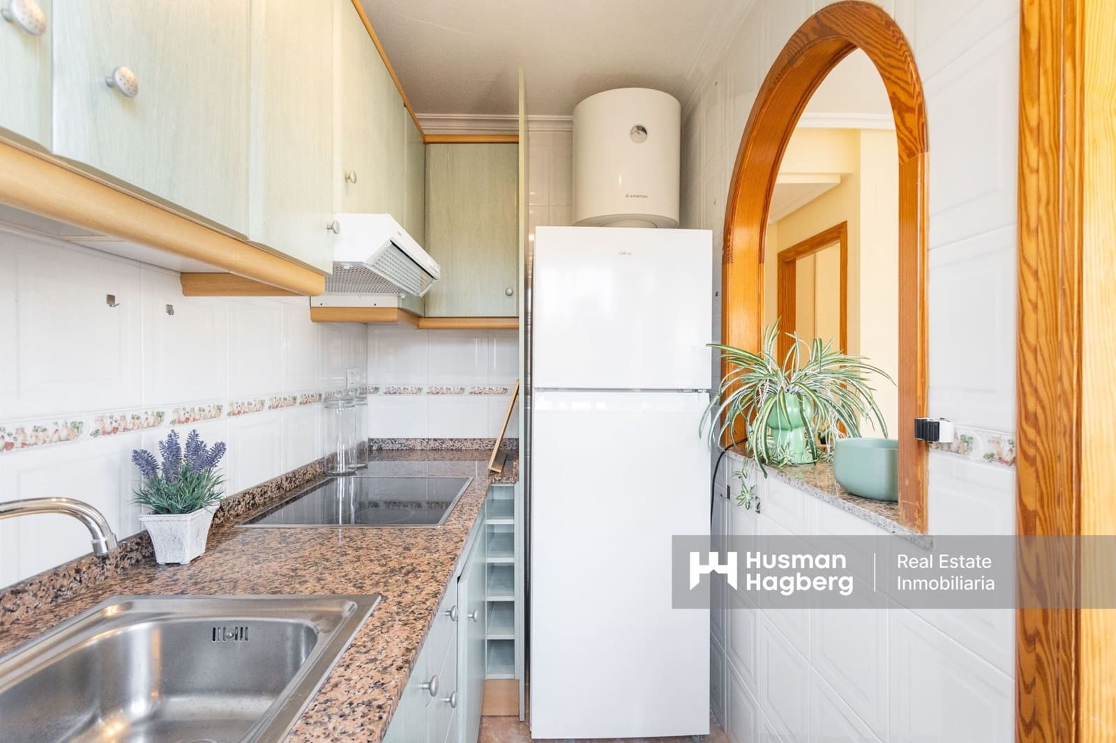 2 makuuhuone Huoneisto myytävänä paikassa Torrevieja mukana uima-altaan - 147 000 € (Ref: 9275650)