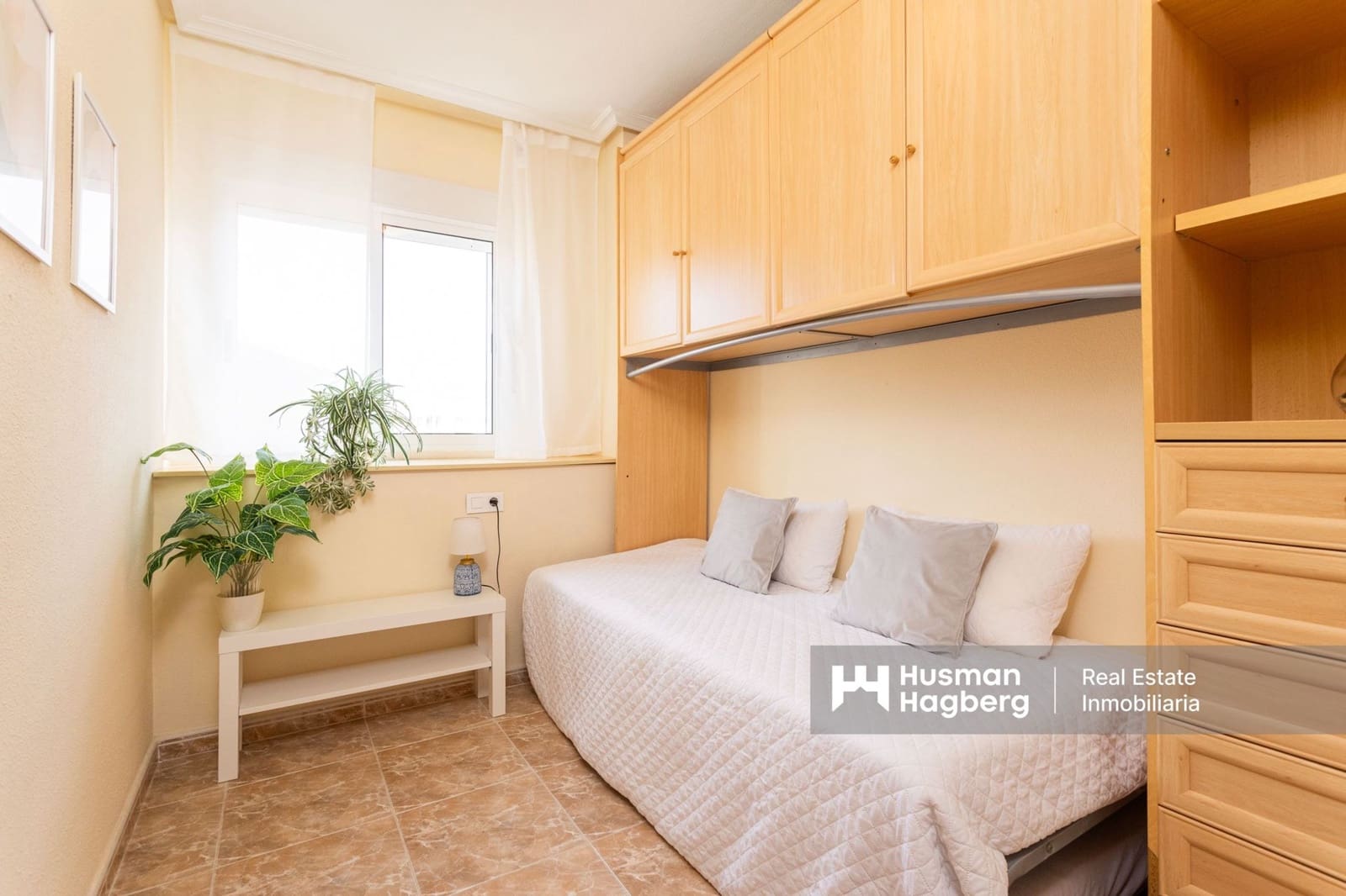2 makuuhuone Huoneisto myytävänä paikassa Torrevieja mukana uima-altaan - 147 000 € (Ref: 9275650)