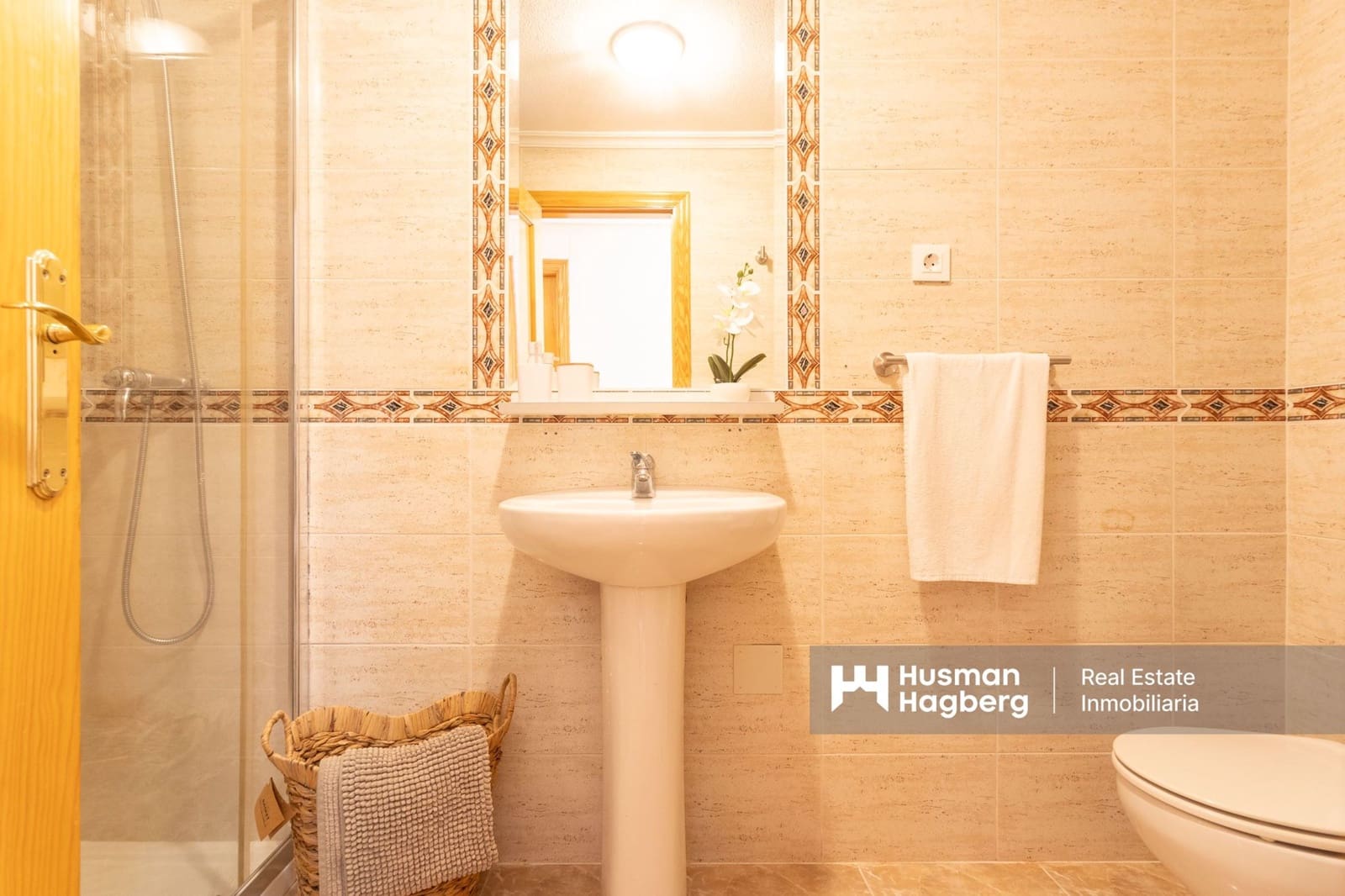 2 makuuhuone Huoneisto myytävänä paikassa Torrevieja mukana uima-altaan - 147 000 € (Ref: 9275650)