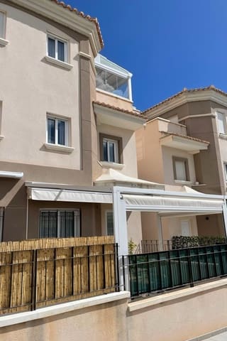 3 soverom Hus til salgs i Calas Santiago Bernabéu, Santa Pola med svømmebasseng - € 412 000 (Ref: 9283177)