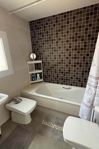 3 soverom Hus til salgs i Calas Santiago Bernabéu, Santa Pola med svømmebasseng - € 412 000 (Ref: 9283177)