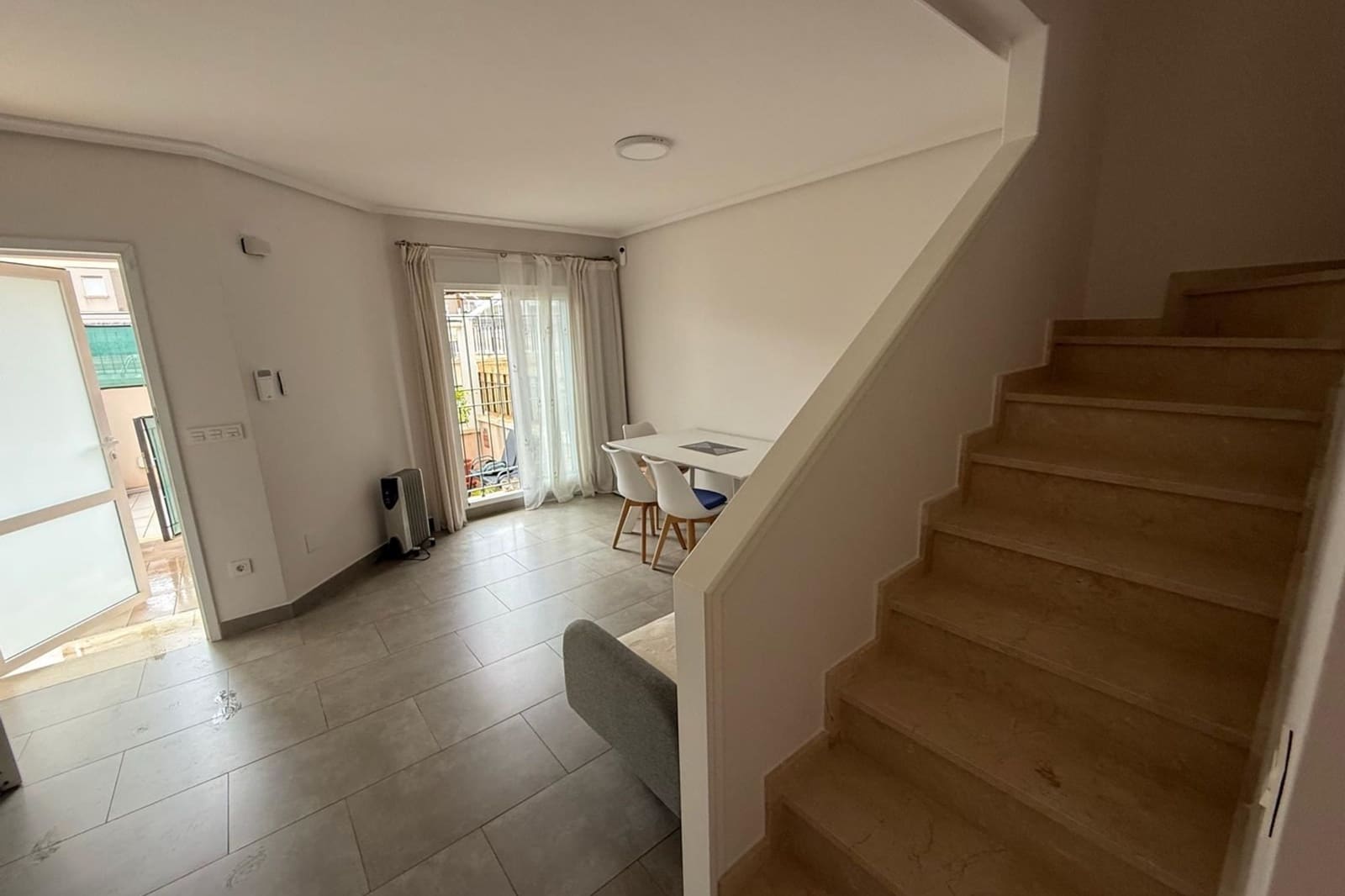 3 soverom Hus til salgs i Santa Pola med svømmebasseng - € 412 000 (Ref: 9283177)