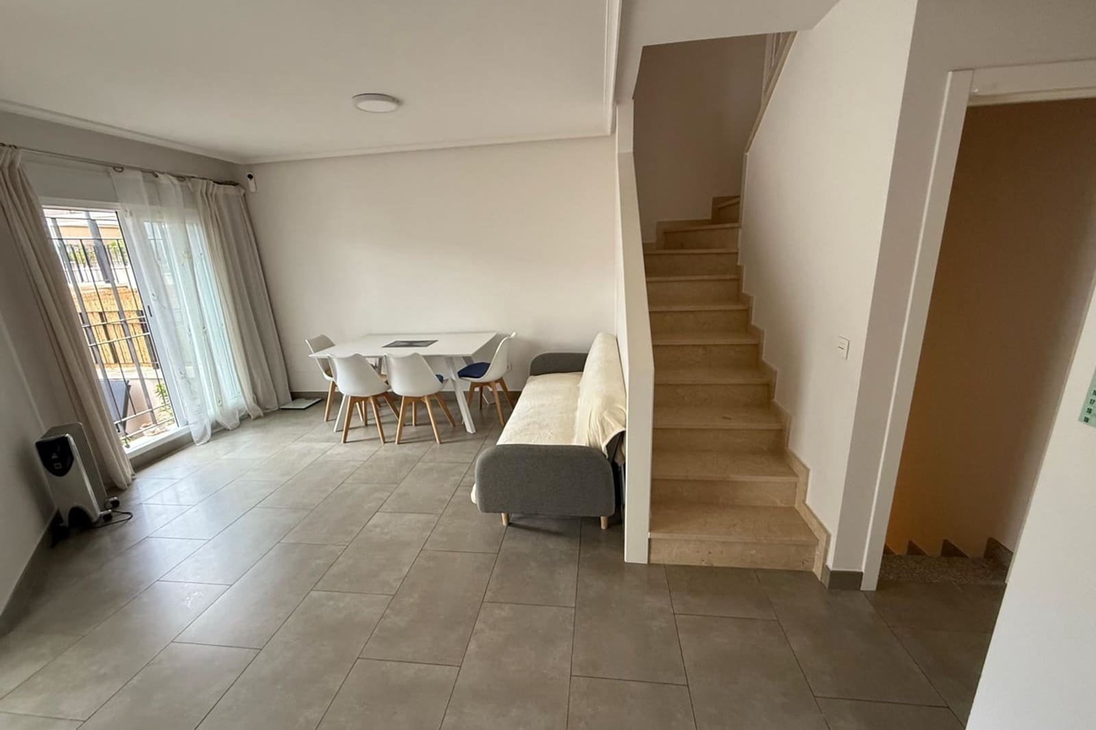 3 soverom Hus til salgs i Santa Pola med svømmebasseng - € 412 000 (Ref: 9283177)