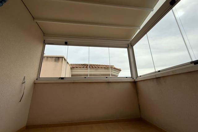 3 soverom Hus til salgs i Calas Santiago Bernabéu, Santa Pola med svømmebasseng - € 412 000 (Ref: 9283177)