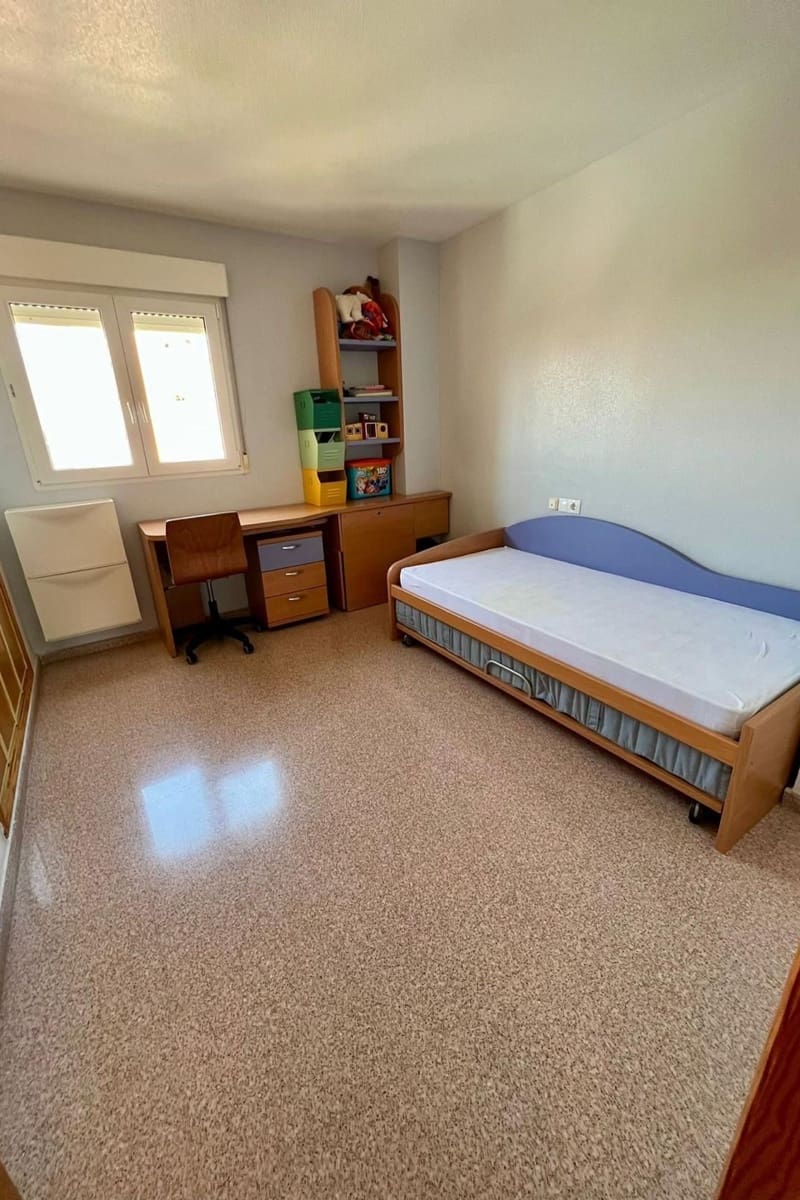 3 bedroom Apartment for sale in El Campello with pool - € 460,000 (Ref: 9310345)