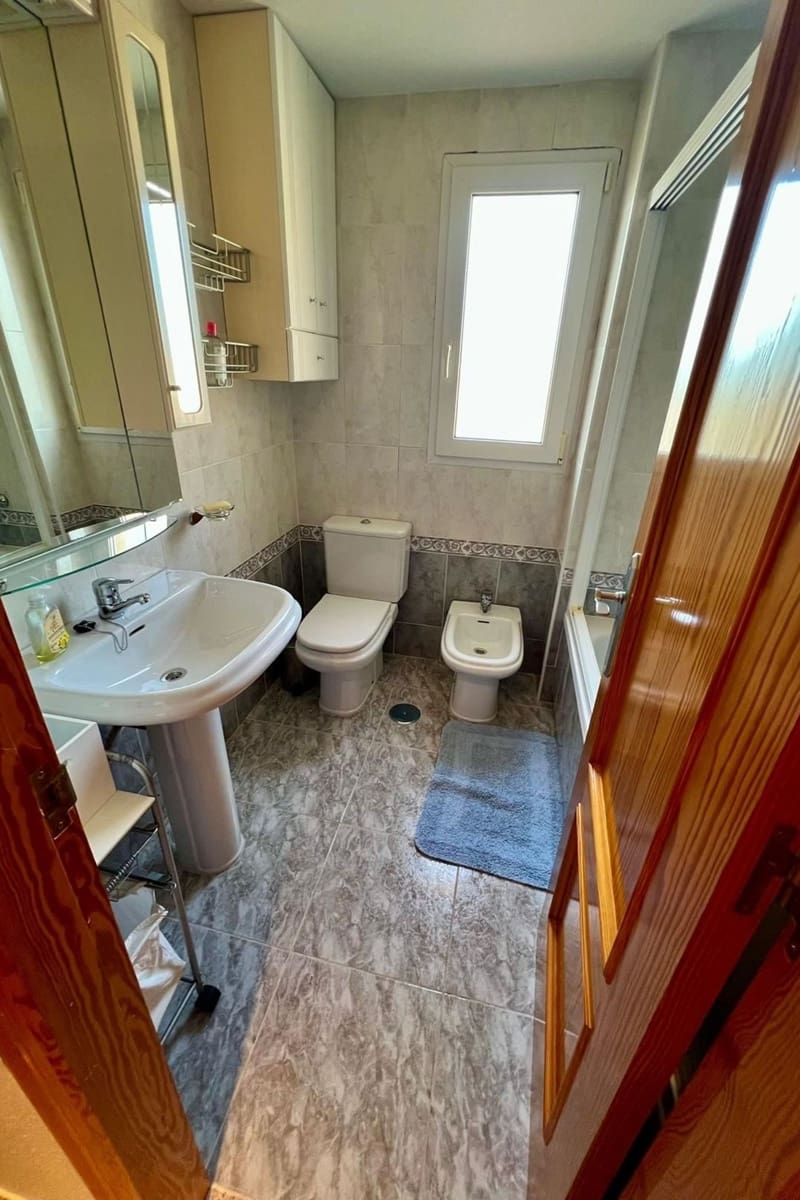 3 bedroom Apartment for sale in El Campello with pool - € 460,000 (Ref: 9310345)