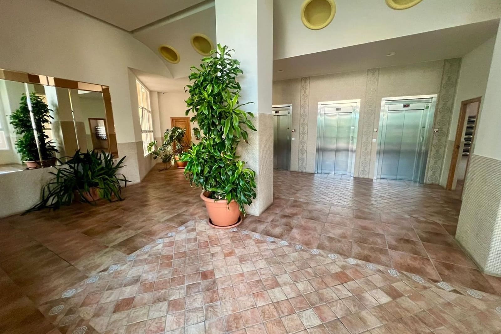 3 bedroom Apartment for sale in El Campello with pool - € 460,000 (Ref: 9310345)