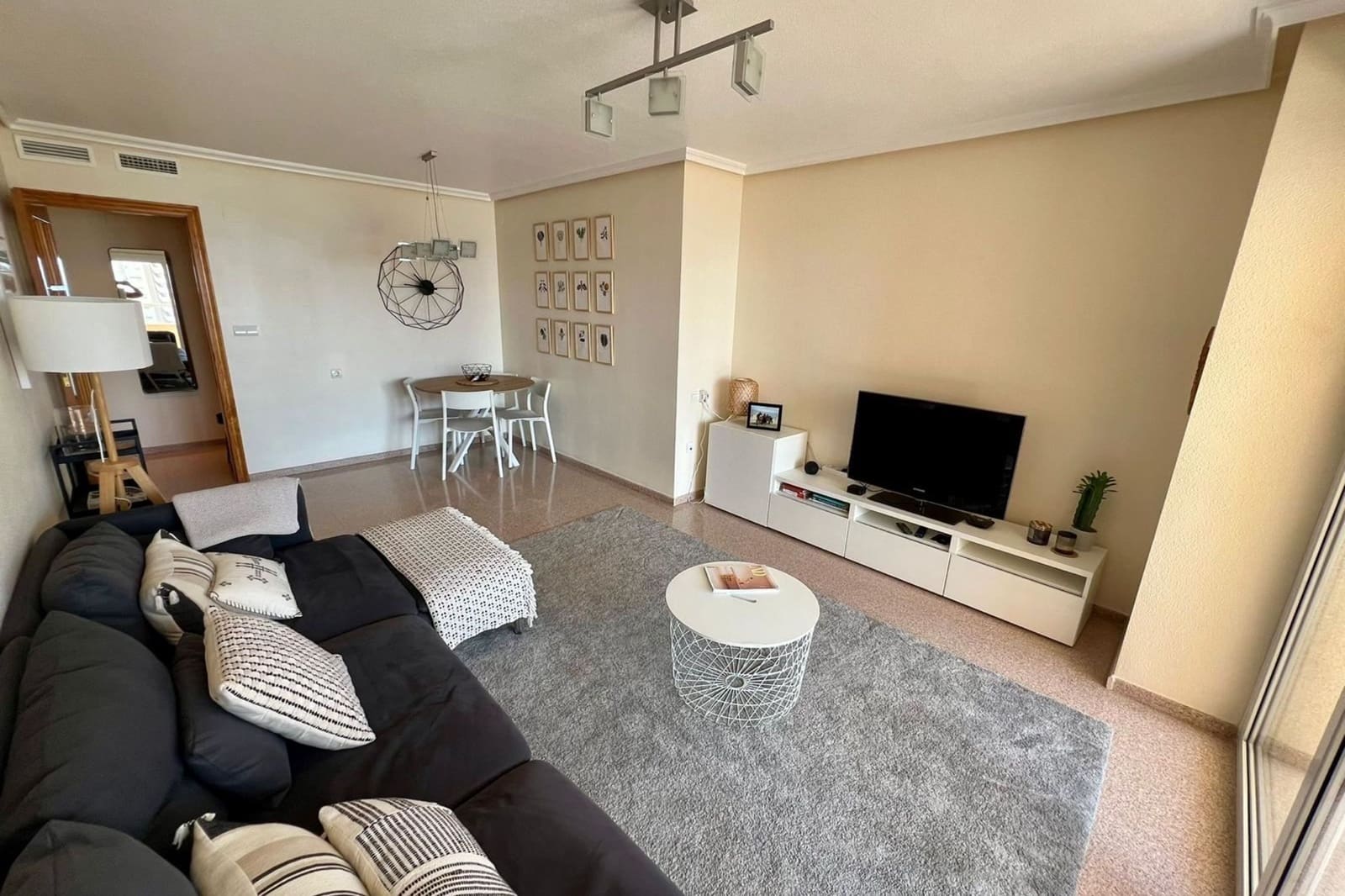 3 bedroom Apartment for sale in El Campello with pool - € 460,000 (Ref: 9310345)