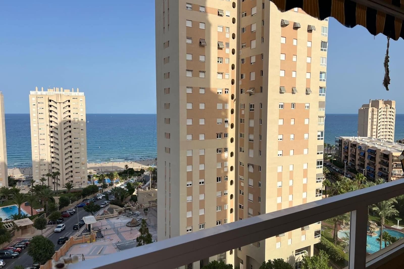 3 bedroom Apartment for sale in El Campello with pool - € 460,000 (Ref: 9310345)