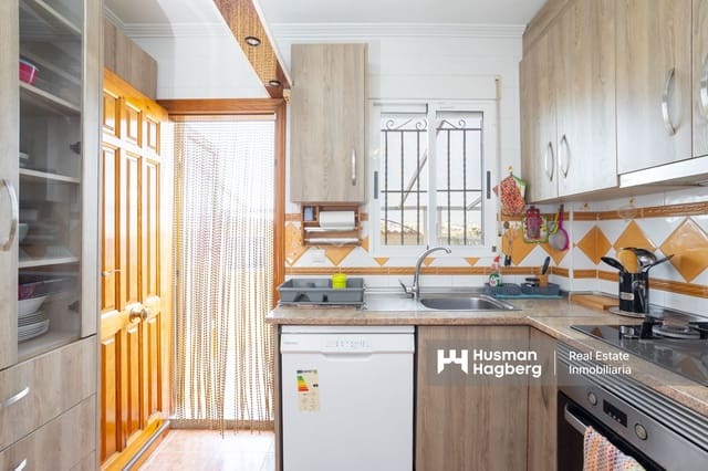 3 quarto Casa em Banda para venda em Punta Prima, Orihuela com piscina - 199 000 € (Ref: 9331858)