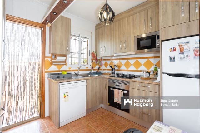 3 quarto Casa em Banda para venda em Punta Prima, Orihuela com piscina - 199 000 € (Ref: 9331858)