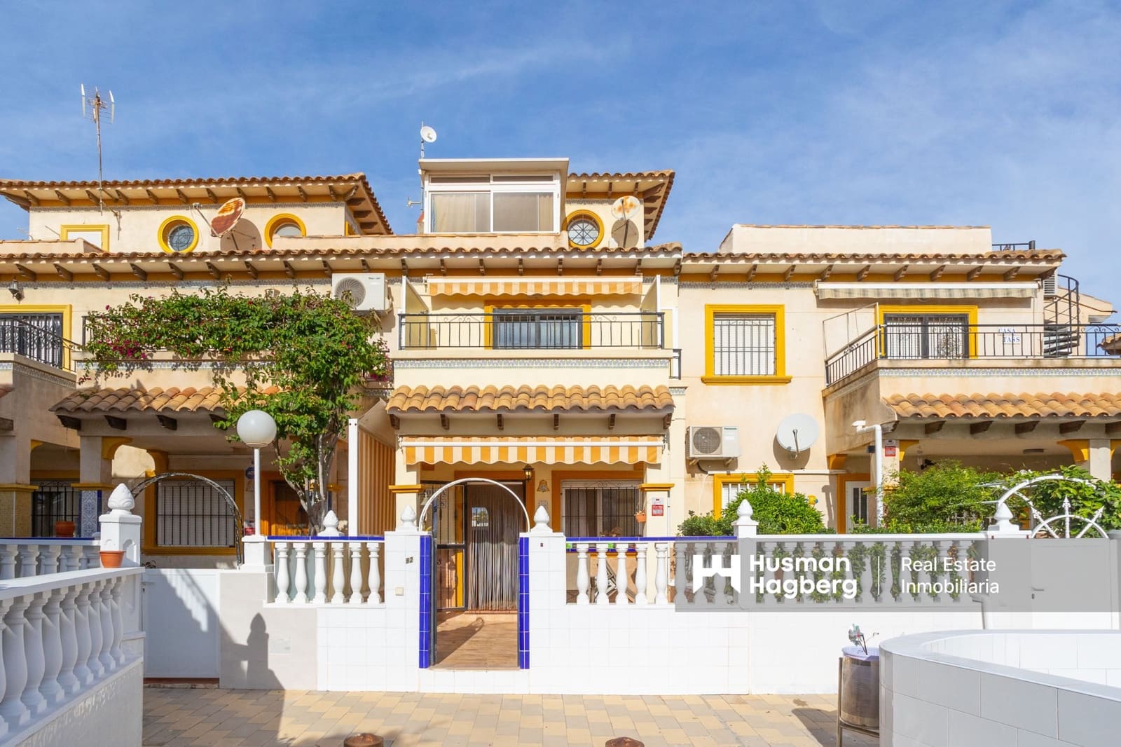 3 sovrum Hus till salu i Orihuela Costa med pool - 199 000 € (Ref: 9331858)