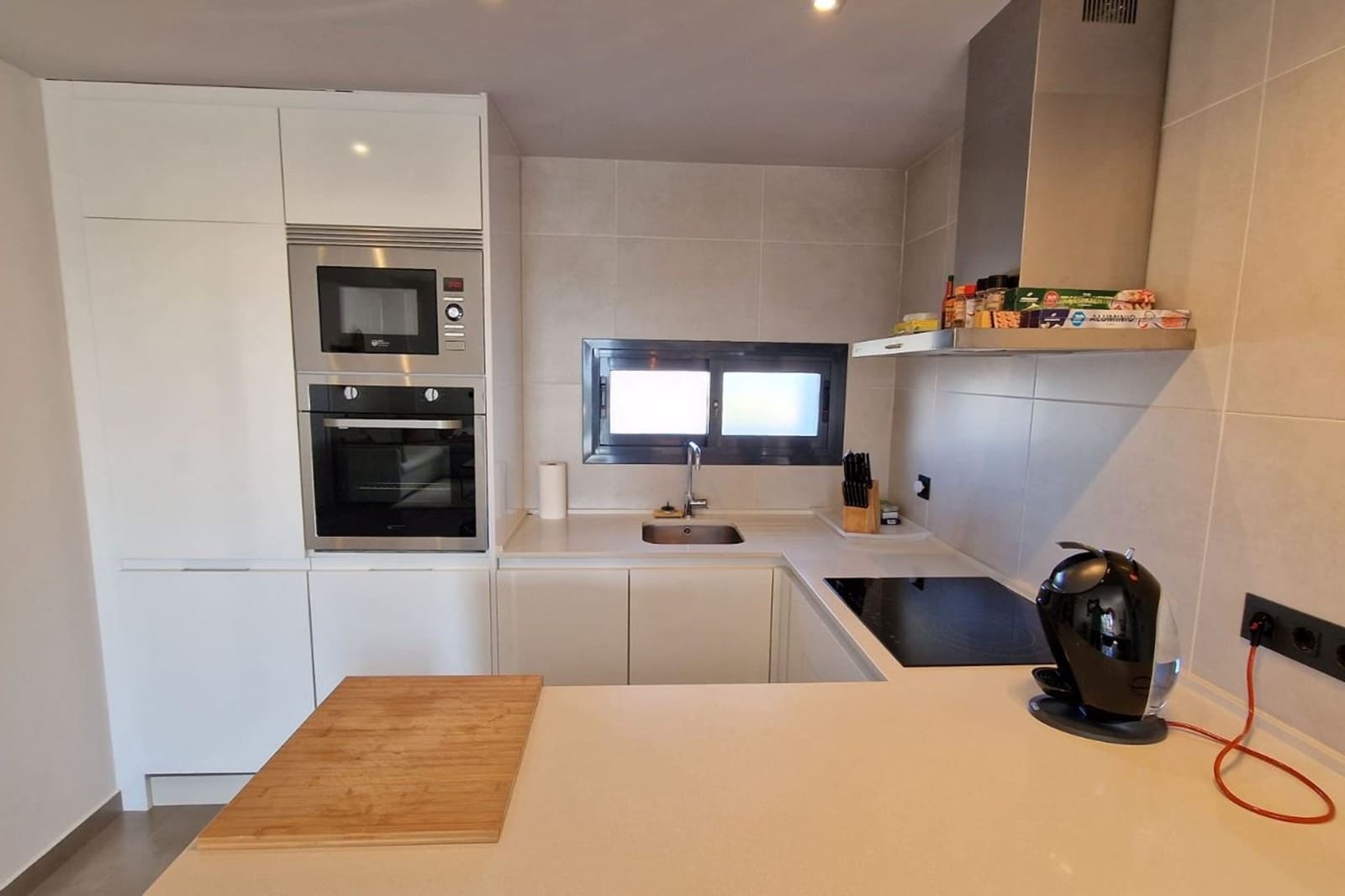 2 Zimmer Apartment zu verkaufen in El Raso mit Pool - 289.000 € (Ref: 9348575)