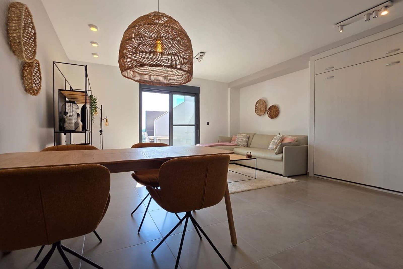 2 Zimmer Apartment zu verkaufen in El Raso mit Pool - 289.000 € (Ref: 9348575)