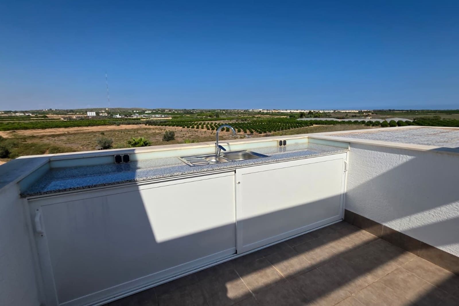 2 Zimmer Apartment zu verkaufen in El Raso mit Pool - 289.000 € (Ref: 9348575)