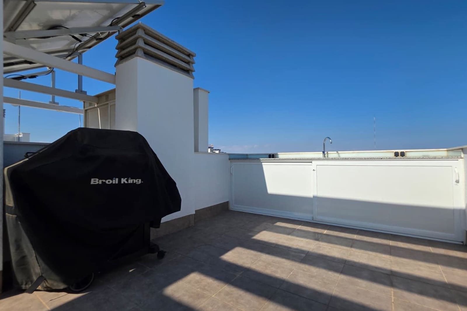 2 Zimmer Apartment zu verkaufen in El Raso mit Pool - 289.000 € (Ref: 9348575)