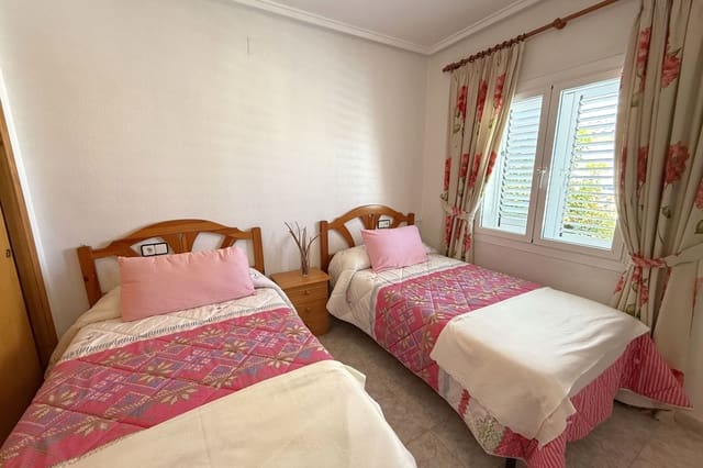 4 soveværelse Lejlighed til salg i Los Altos med swimmingpool - € 199.900 (Ref: 9352813)