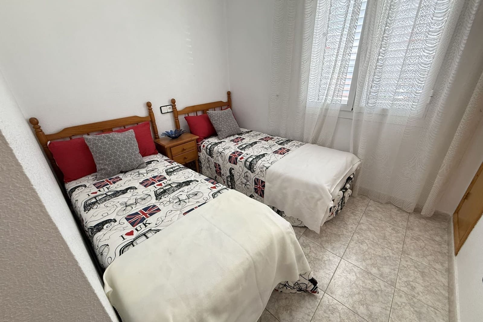 4 sovrum Lägenhet till salu i Los Altos med pool - 199 900 € (Ref: 9352813)