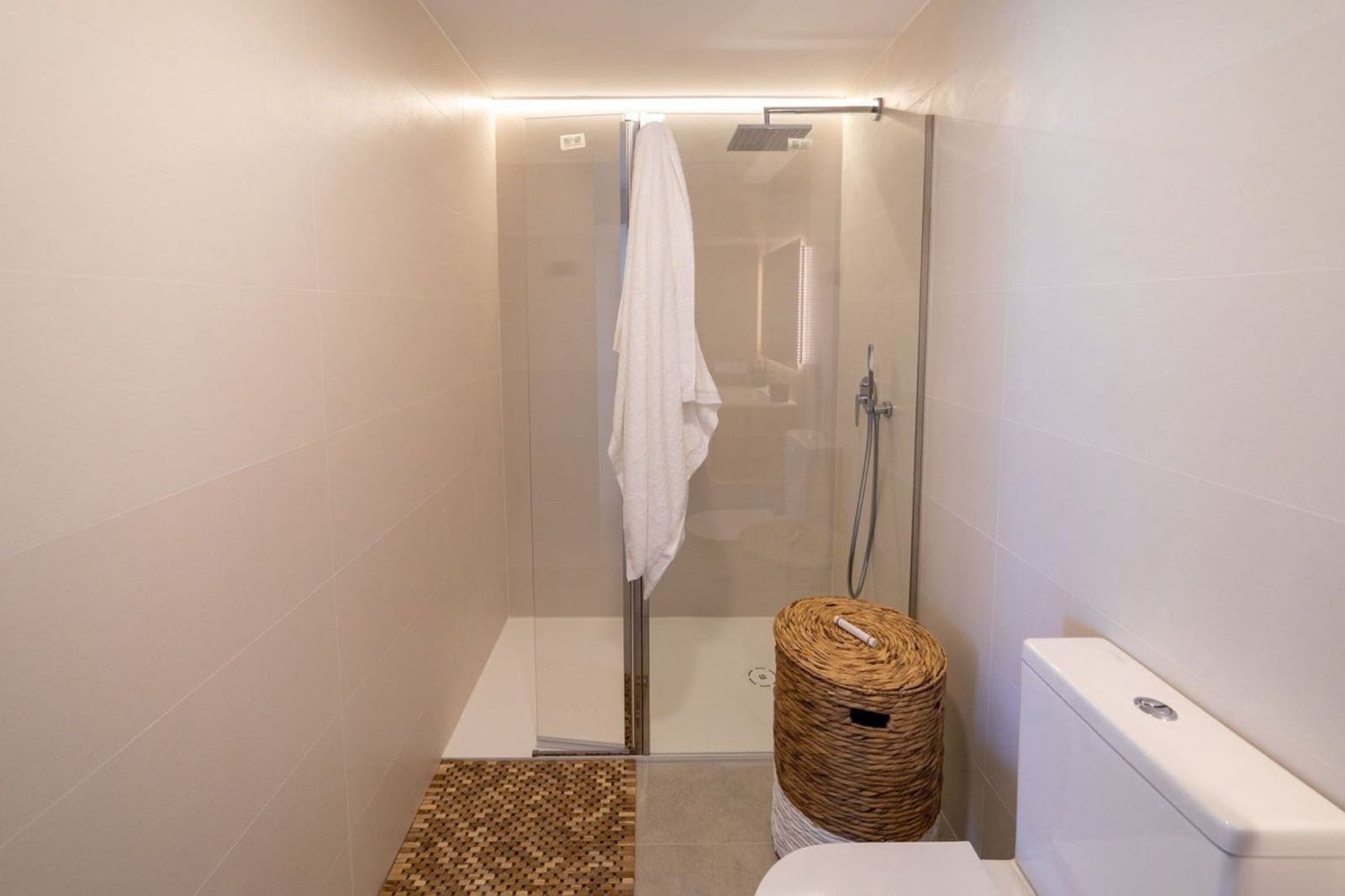 3 bedroom Apartment for sale in Gran Alacant with pool - € 405,000 (Ref: 9354221)