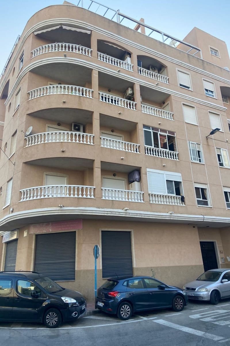 2 soverom Leilighet til salgs i Torrevieja - € 133 000 (Ref: 9378112)