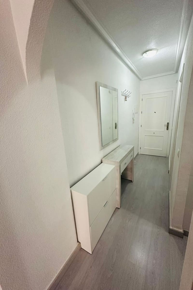 2 bedroom Apartment for sale in Torrevieja with pool - € 149,600 (Ref: 9378276)