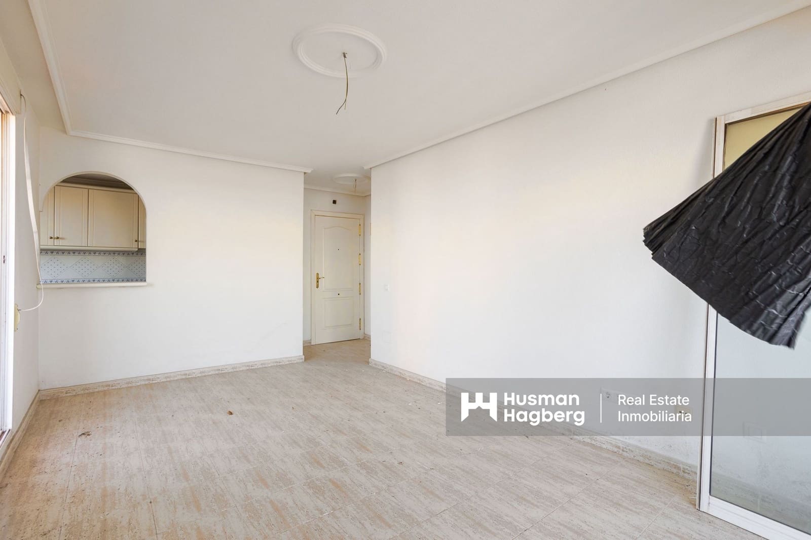 2 sovrum Lägenhet till salu i Torrevieja med pool - 129 000 € (Ref: 9378383)