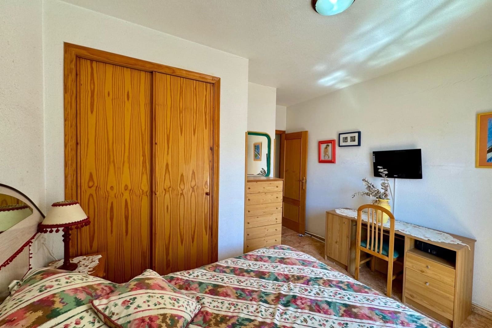 2 bedroom Apartment for sale in Torrevieja with pool - € 149,900 (Ref: 9383547)