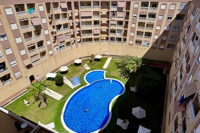 2 bedroom Apartment for sale in El Molino, Torrevieja with pool - € 149,900 (Ref: 9383547)