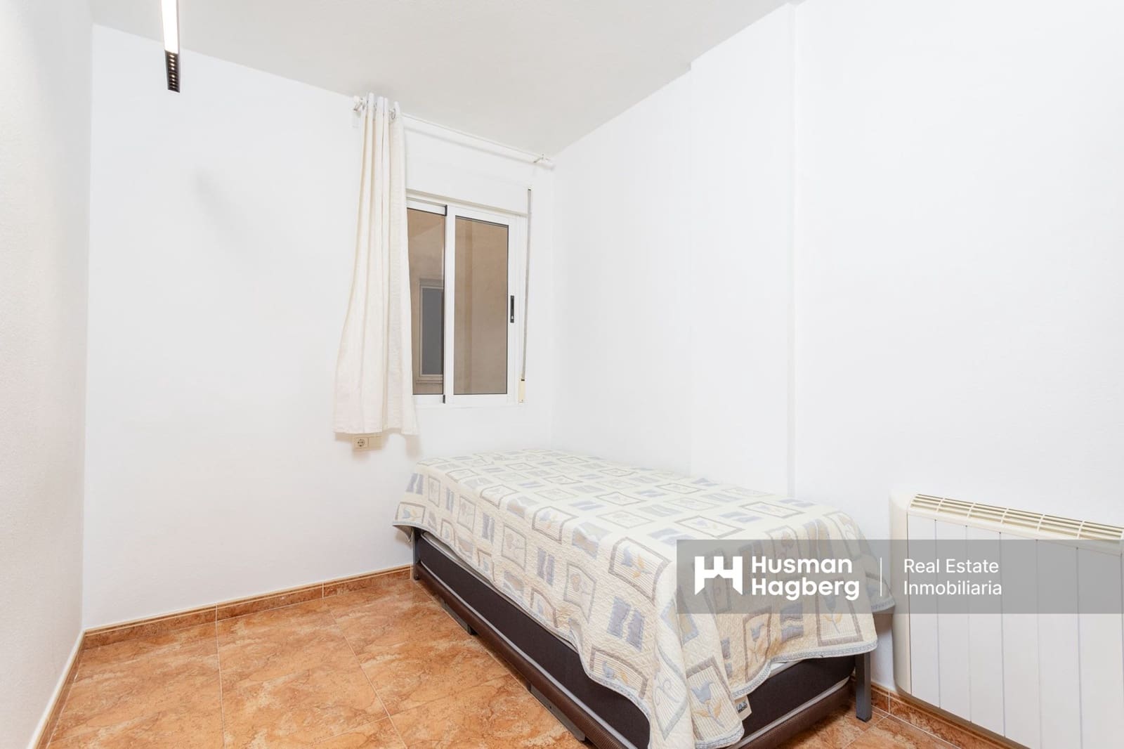 Apartamento de 2 habitaciones en Torrevieja en venta con piscina - 139.000 € (Ref: 9386308)