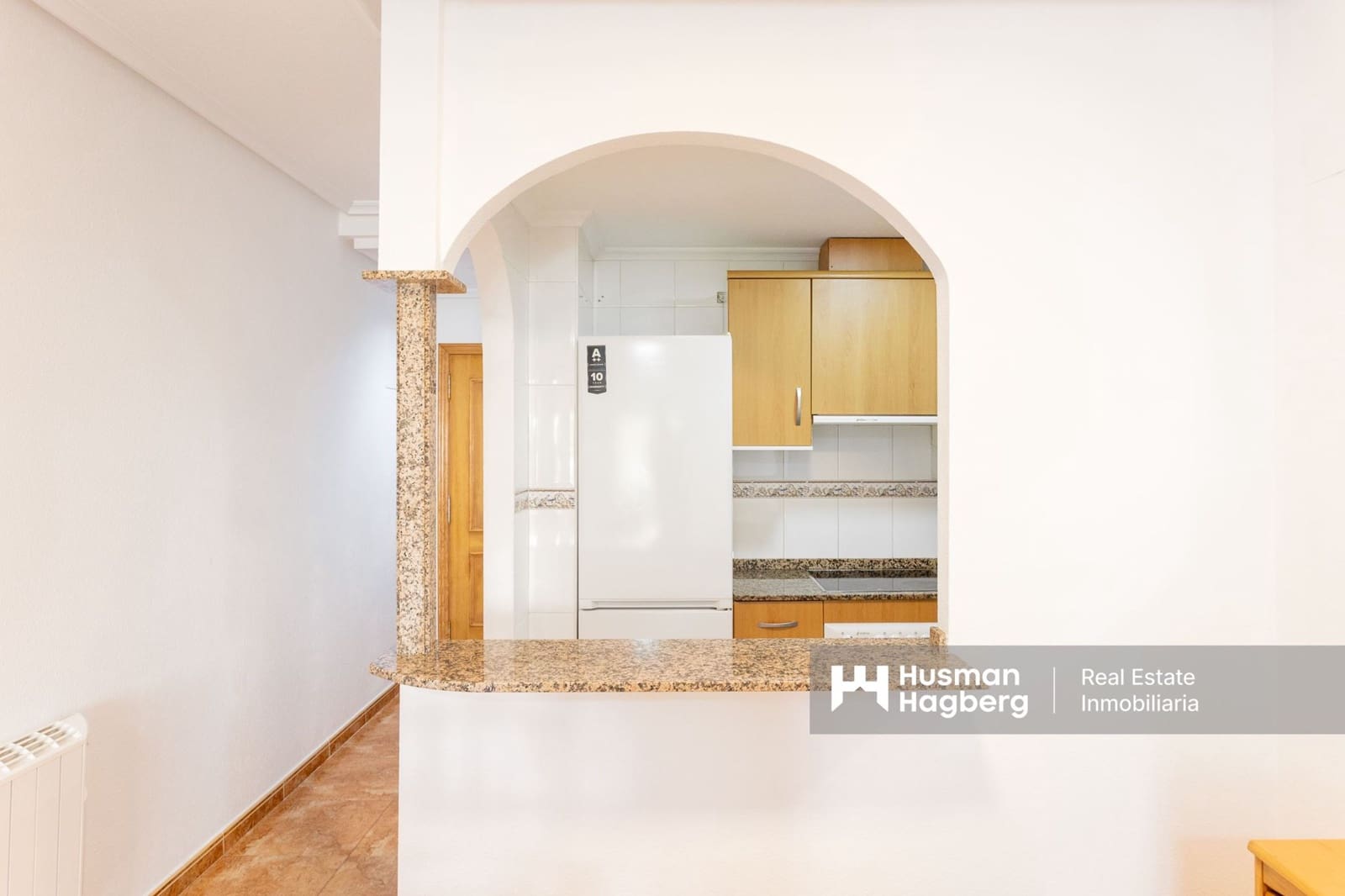 Apartamento de 2 habitaciones en Torrevieja en venta con piscina - 139.000 € (Ref: 9386308)