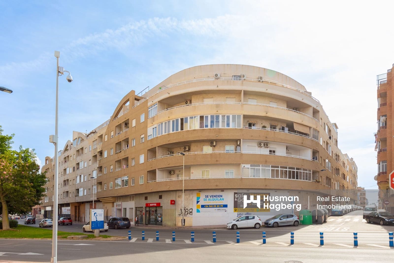 Apartamento de 2 habitaciones en Torrevieja en venta con piscina - 139.000 € (Ref: 9386308)