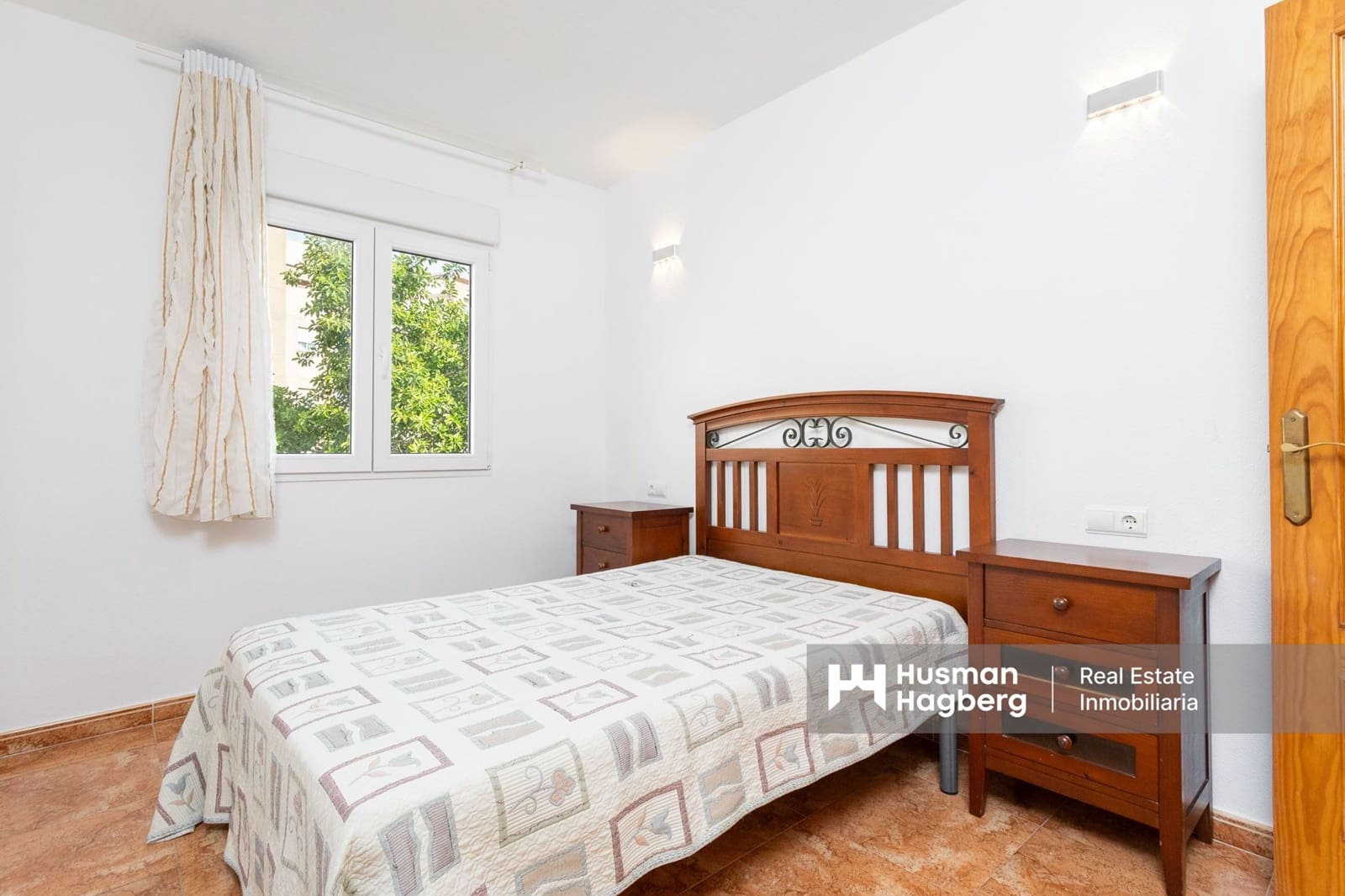 Apartamento de 2 habitaciones en Torrevieja en venta con piscina - 139.000 € (Ref: 9386308)