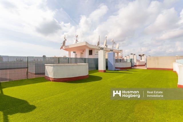 Apartamento de 2 habitaciones en El Molino, Torrevieja en venta con piscina - 139.000 € (Ref: 9386308)