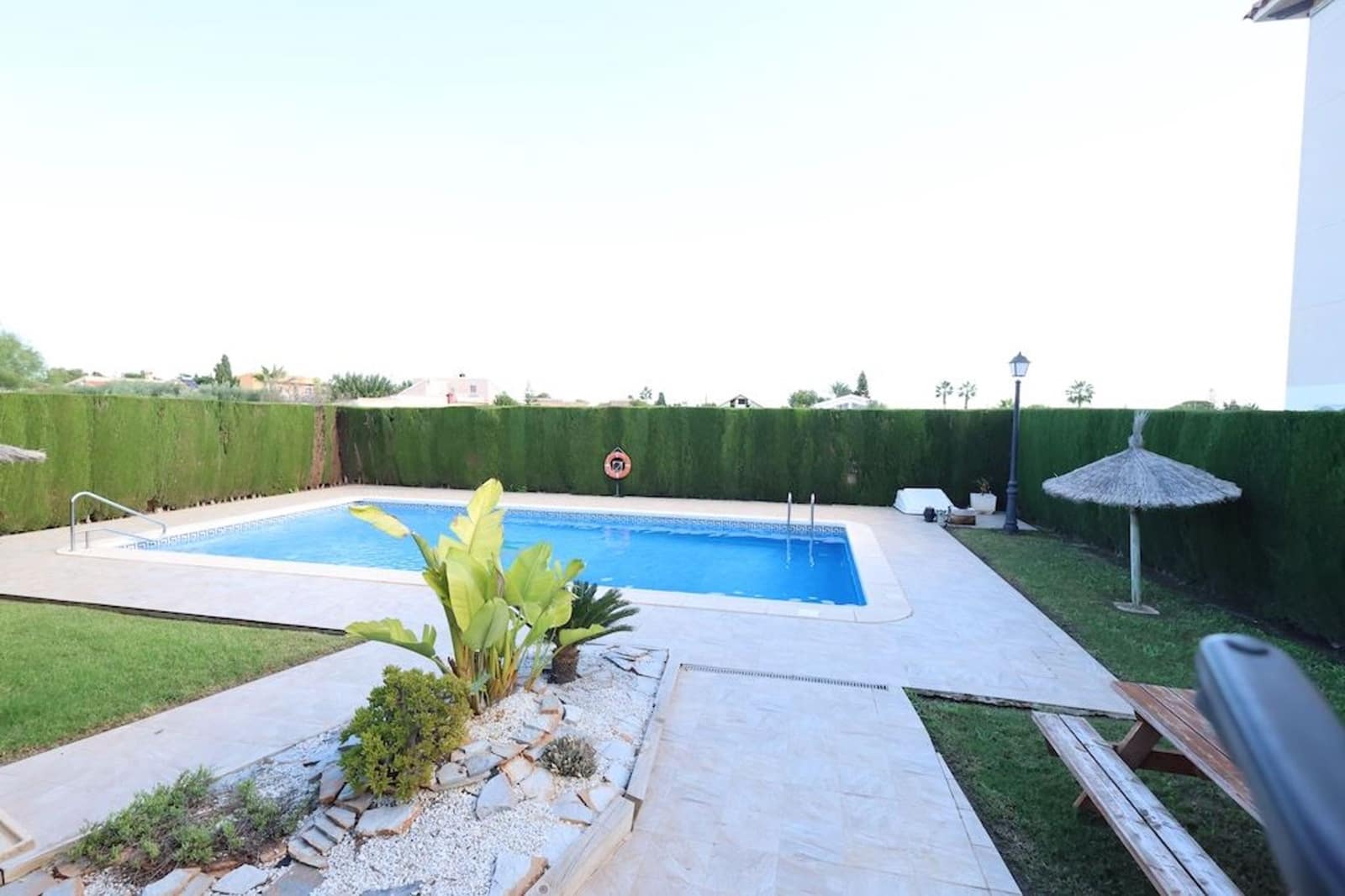Apartamento de 2 habitaciones en Orihuela Costa en venta con piscina - 145.000 € (Ref: 9386309)