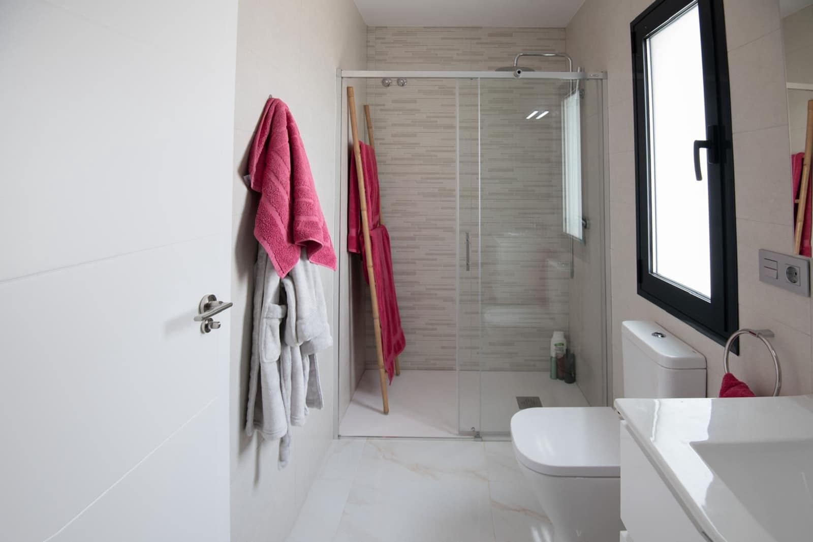 3 bedroom Villa for sale in Pinar de Campoverde with pool - € 464,500 (Ref: 9386547)