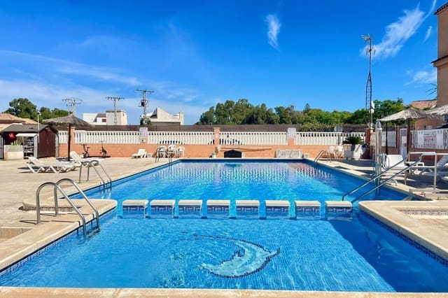 2 sovrum Lägenhet till salu i Los Altos med pool - 132 000 € (Ref: 9386548)