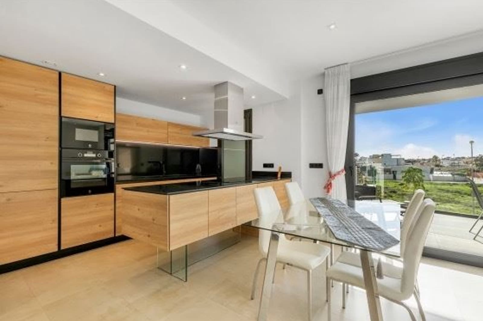 2 bedroom Apartment for sale in La Zenia with pool - € 335,000 (Ref: 9399813)